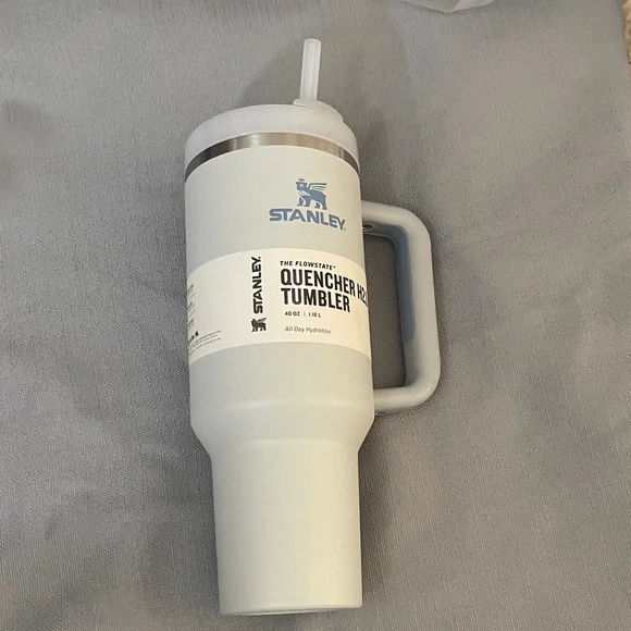 Stanley Light Gray Tumbler with Handle - Picture 1 of 5